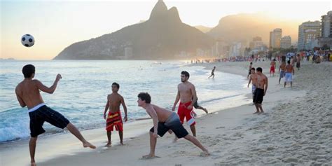 brasileñas desnudas|Así es la primera playa nudista legal de Río de Janeiro